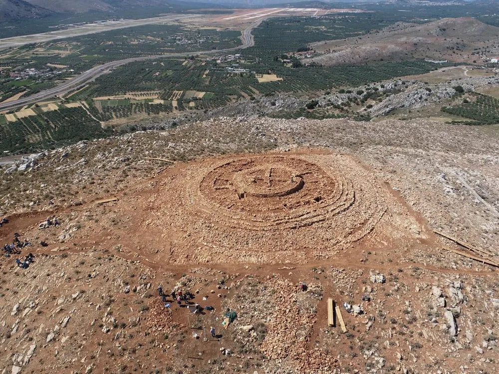 Discovery of 4,000-Year-Old Structure in Greece Stumps Archaeologists and Threatens Major Airport Construction