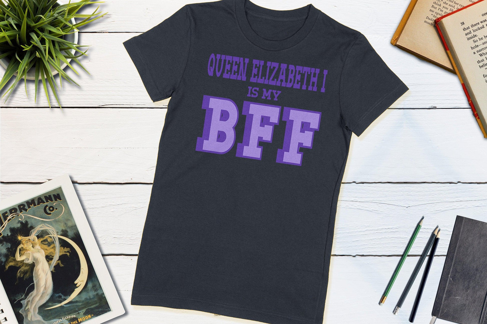 Great Women of History - Queen Elizabeth I-Women's T-shirt-Yesteeyear